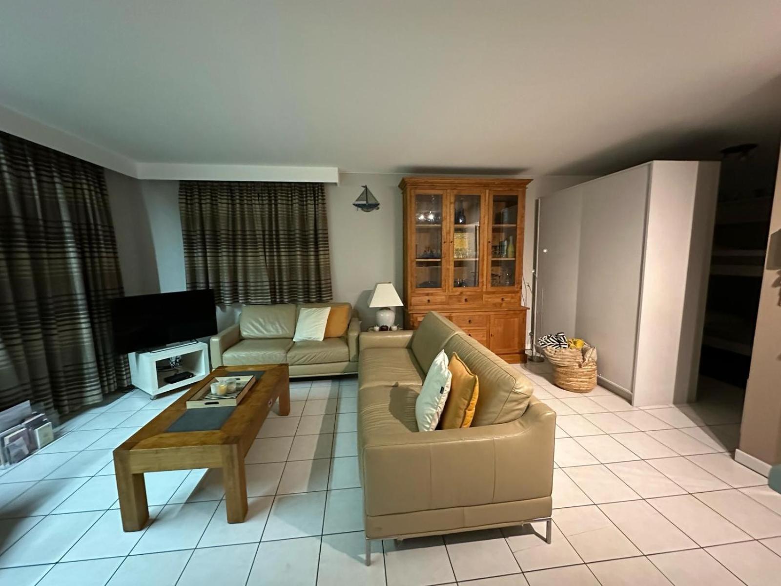 Appartement Renove A Nieuport, Franslaan 123 Residence Zonnekeer エクステリア 写真